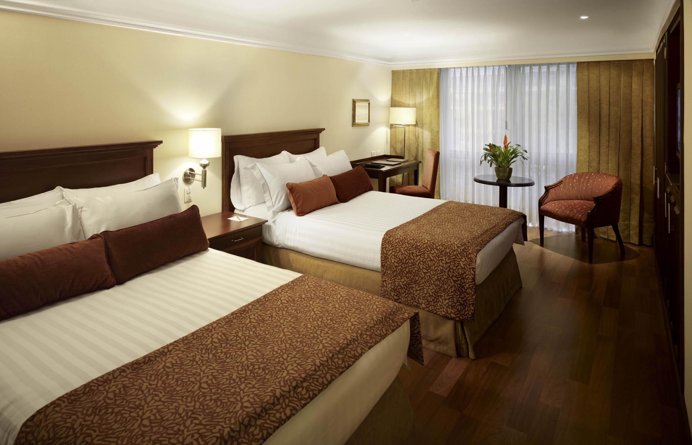 Hotel Estelar La Fontana Bogota Buitenkant foto A room at the Four Seasons Hotel in Bogotá, Colombia